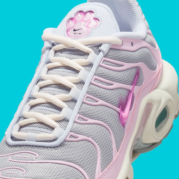 The Paw Print Colourway Appears on the Nike Air Max Plus Grailify